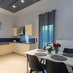 וילה Moonstone Mouzákion