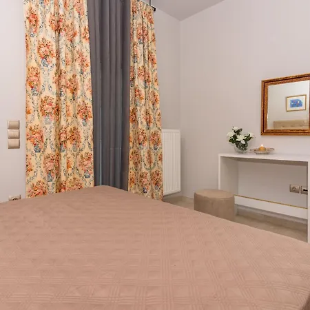 Moonstone * Mouzakion (Zakynthos)