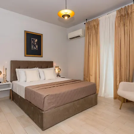 Moonstone * Mouzakion (Zakynthos)